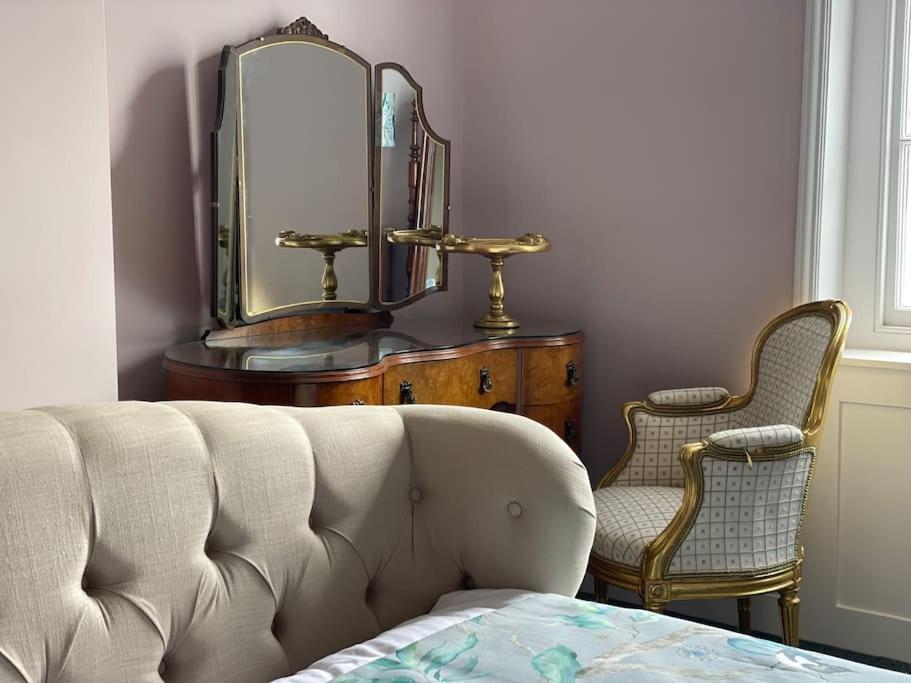 Luxury Georgian Home, Hot Tub, Sea View, Private Garden, Sleeps 6 Bognor Regis Esterno foto